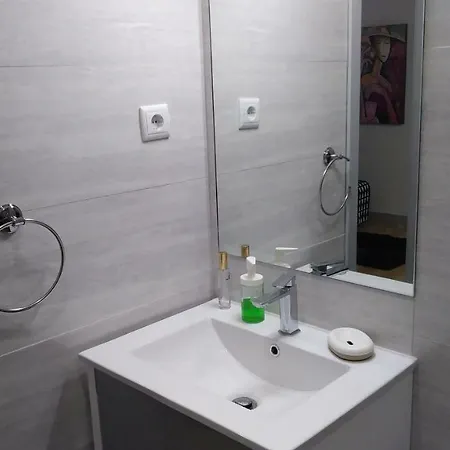 アパート Central 2 Bedroom Cosy *